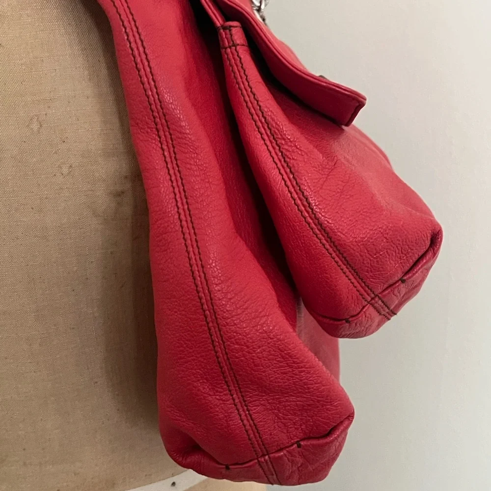 Lanvin Partage Red Handbag Shoulder Bag with Chain Straps - Picture 3 of 7